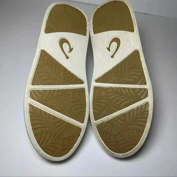 NWT OLUKAI SIZE 10 white skip ons Olukai Womens White Ki'ihele Slip On - Picture 13 of 14